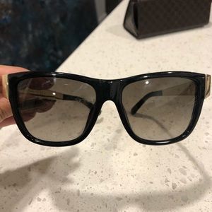 Gucci sunglasses